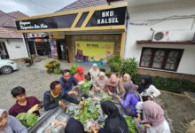 Pemprov Kalsel Gelar Gerakan Pangan Murah, Sayur Dijual Keliling di Area Perkantoran